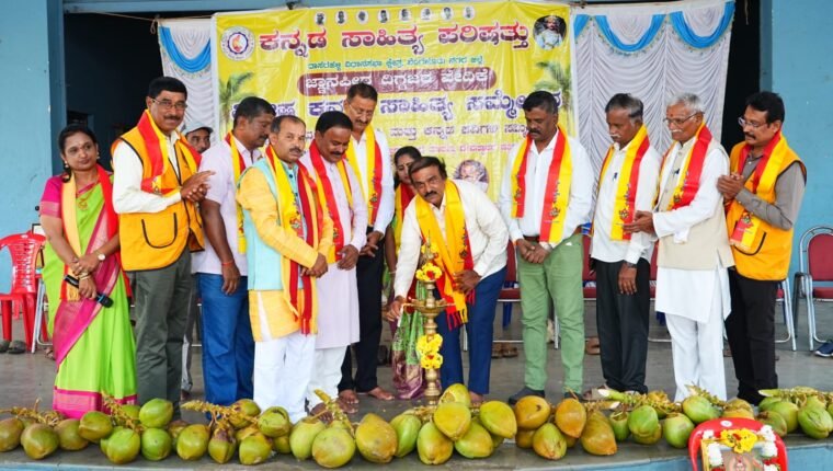ಪೀಣ್ಯದ ಕೈಗಾರಿಕೆಗಳಲ್ಲಿ ಕನ್ನಡಿಗರಿಗೆ ಉದ್ಯೋಗ ಕಲ್ಪಿಸಿ: ಸಮ್ಮೇಳನಾಧ್ಯಕ್ಷ ವೈಬಿ.ಎಚ್. ಜಯದೇವ್  ಮನವಿ