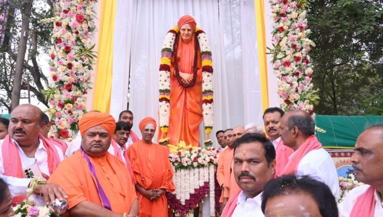 ಬೆಟ್ಟಹಲಸೂರು ಗ್ರಾಮದಲ್ಲಿ ಡಾ.ಶಿವಕುಮಾರ ಸ್ವಾಮೀಜಿಯವರ ಪುತ್ಥಳಿ ಅನಾವರಣ